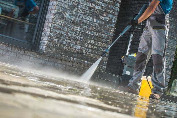 Best Driveway Pressure Washing  in Godfrey, IL