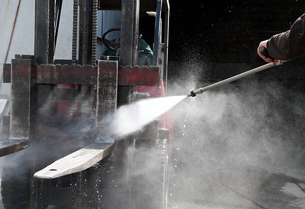 Best Pool Deck Cleaning  in Godfrey, IL